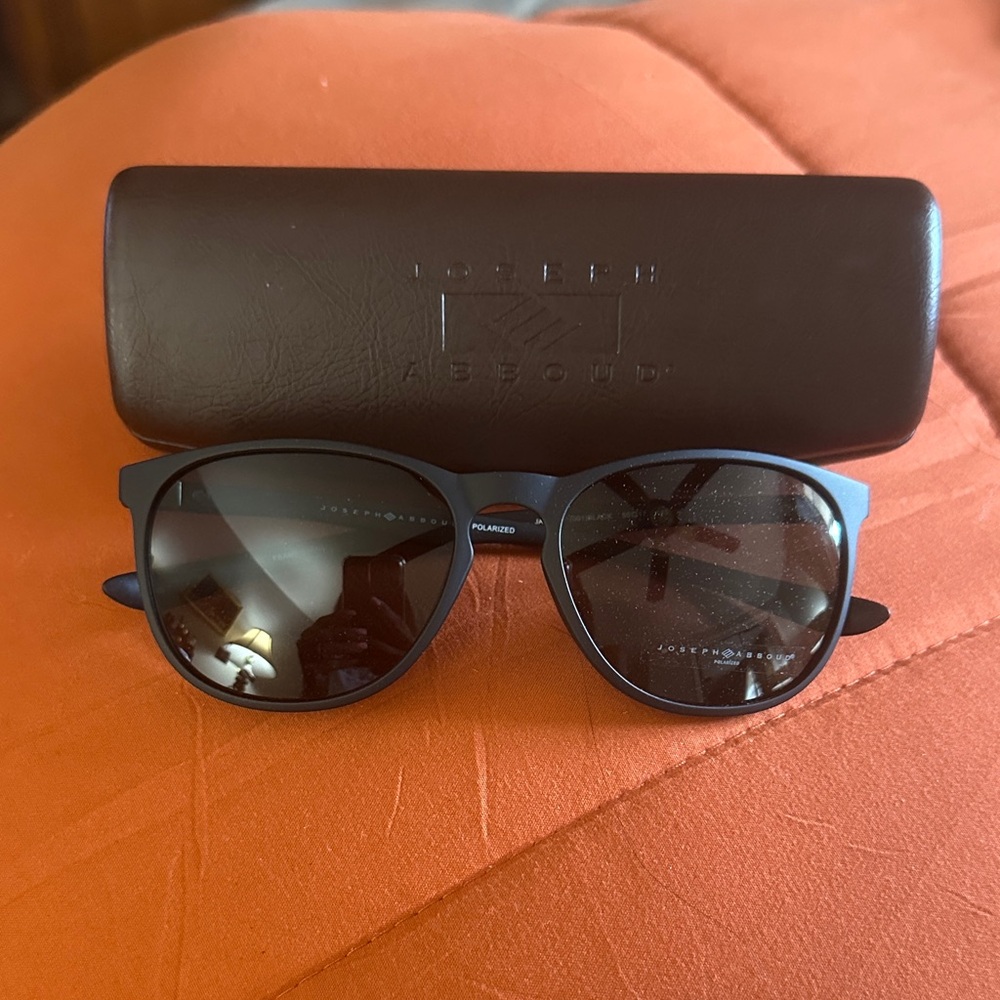 Joseph Abboud Black Sunglasses with Brown Case